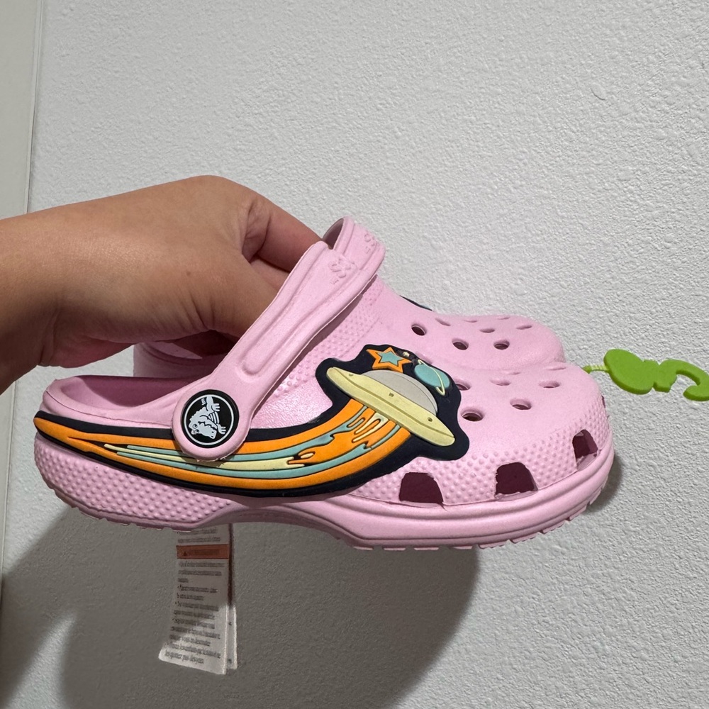 CROCS Kids light up UFO Classic Clog in Pink with Space Charms NEW